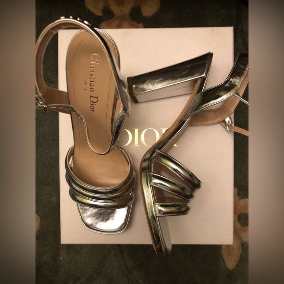 CHRISTIAN DIOR SILVER SANDALS - Picture 14 of 15